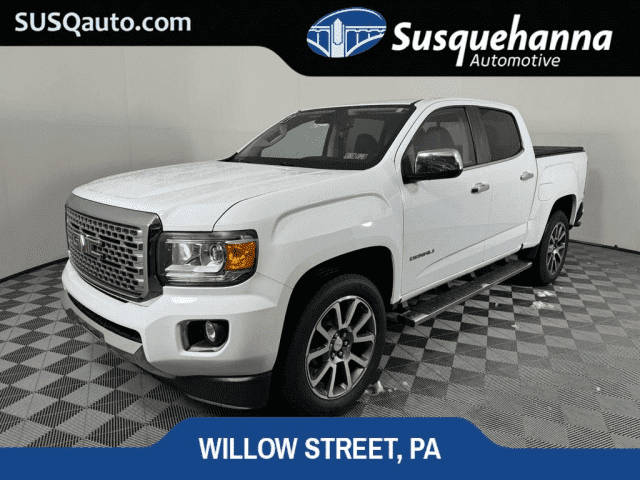 2017 GMC Canyon 4WD Denali 4WD photo