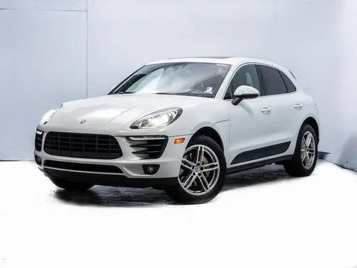 2017 Porsche Macan S AWD photo