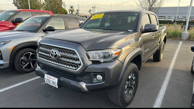 2017 Toyota Tacoma TRD Off Road 4WD photo
