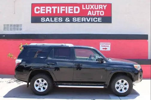 2017 Toyota 4Runner SR5 4WD photo