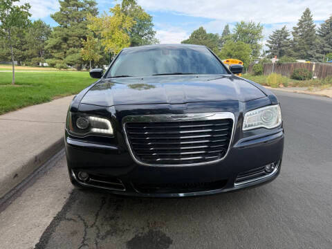 2016 Chrysler 300 Limited RWD photo