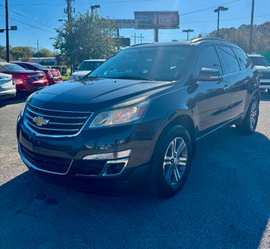 2017 Chevrolet Traverse LT FWD photo