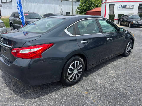 2017 Nissan Altima 2.5 S FWD photo