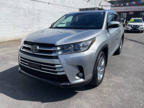 2017 Toyota Highlander Limited AWD photo
