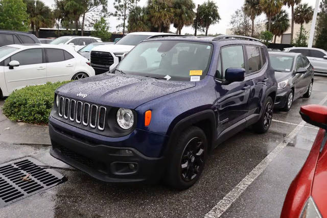 2017 Jeep Renegade Latitude FWD photo