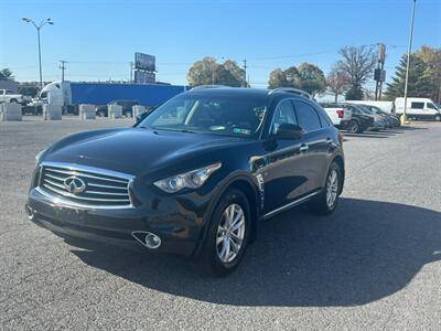 2016 Infiniti QX70  AWD photo