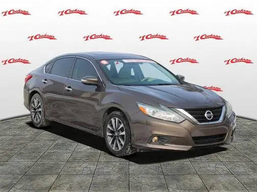 2016 Nissan Altima 2.5 SV FWD photo