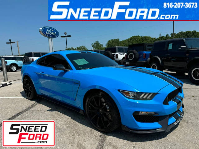 2017 Ford Mustang Shelby GT350 RWD photo