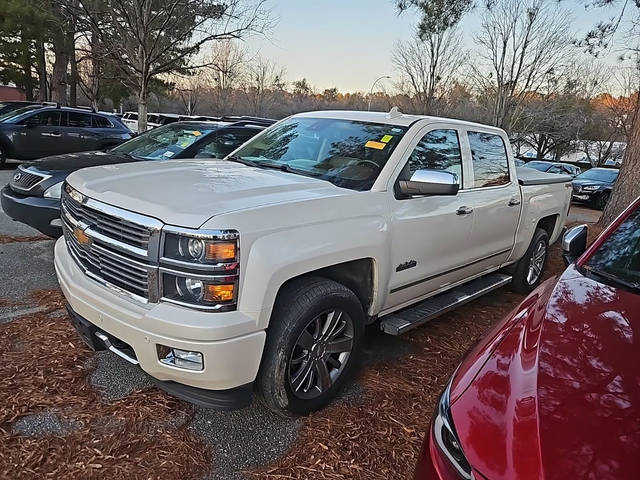 2015 Chevrolet Silverado 1500 High Country 4WD photo