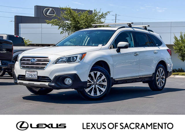 2017 Subaru Outback Touring AWD photo