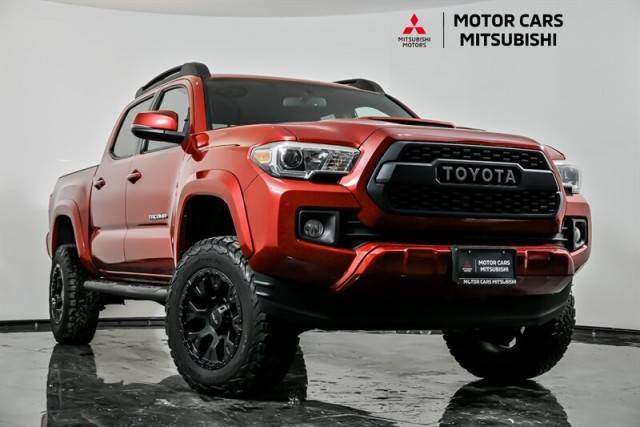 2017 Toyota Tacoma TRD Sport 4WD photo
