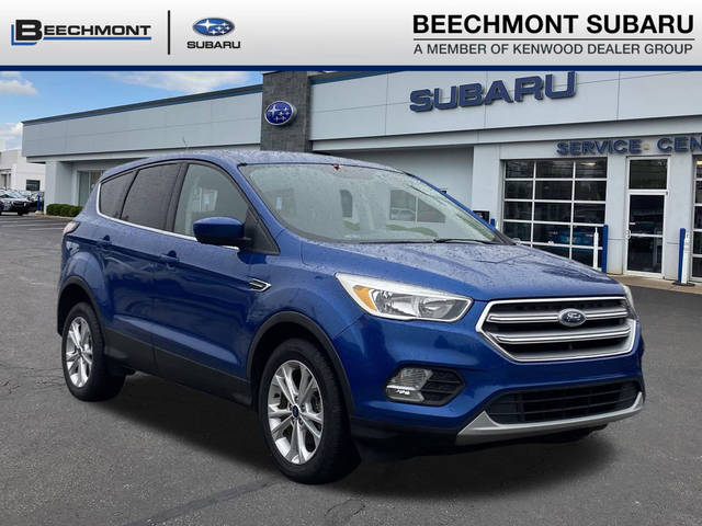 2017 Ford Escape SE FWD photo