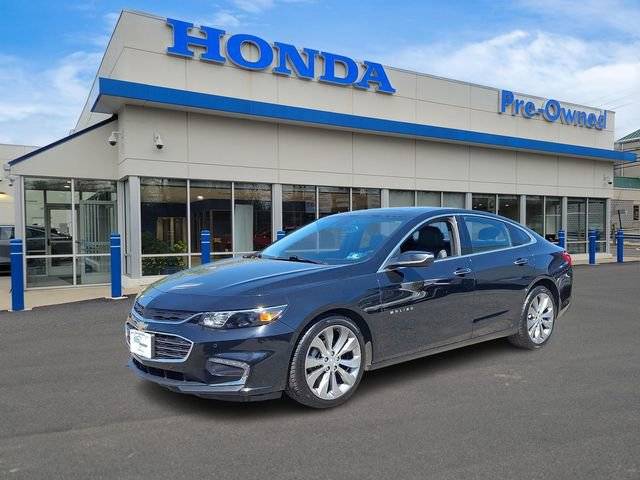 2017 Chevrolet Malibu Premier FWD photo