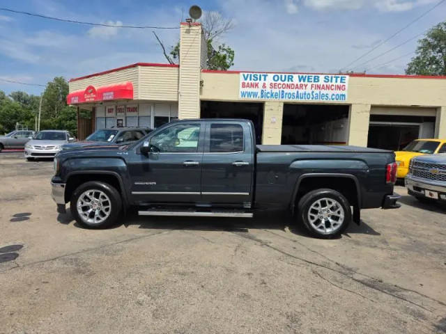 2017 GMC Sierra 1500 SLT 4WD photo