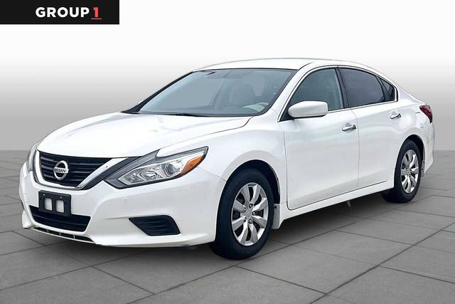 2017 Nissan Altima 2.5 S FWD photo