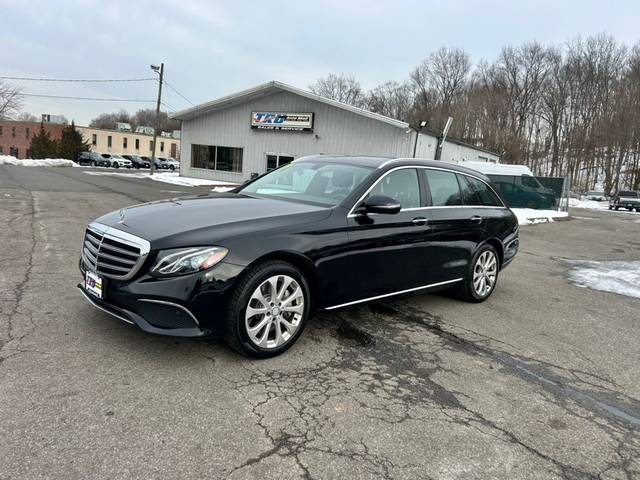 2017 Mercedes-Benz E-Class E 400 Luxury AWD photo