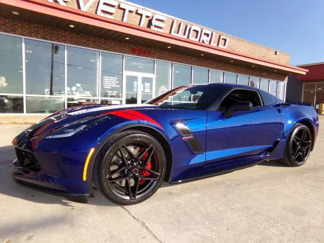 2017 Chevrolet Corvette Grand Sport 1LT RWD photo