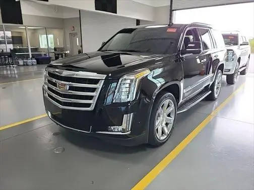 2017 Cadillac Escalade Luxury RWD photo