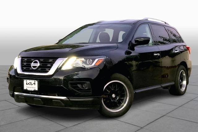 2017 Nissan Pathfinder S 4WD photo