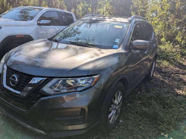 2017 Nissan Rogue SV FWD photo