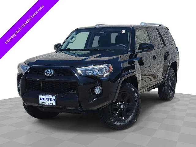 2017 Toyota 4Runner SR5 4WD photo
