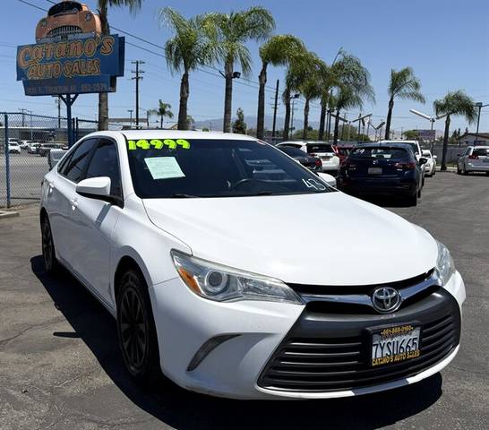 2017 Toyota Camry LE FWD photo
