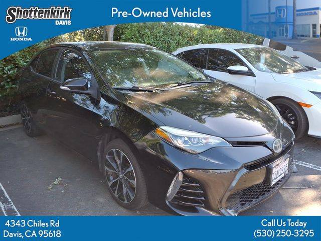 2017 Toyota Corolla SE FWD photo