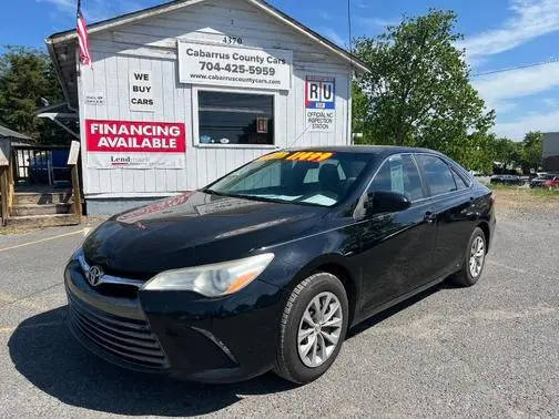2017 Toyota Camry LE FWD photo