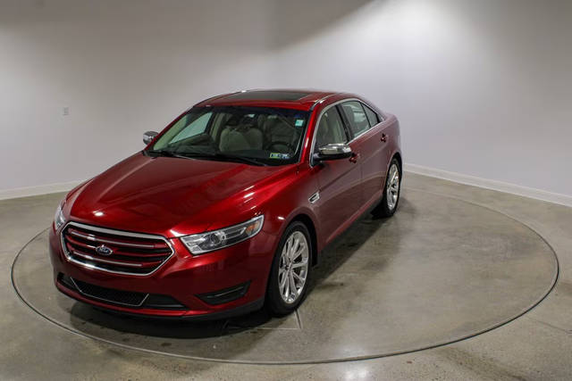 2017 Ford Taurus Limited AWD photo