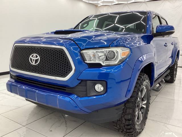 2017 Toyota Tacoma TRD Sport 4WD photo