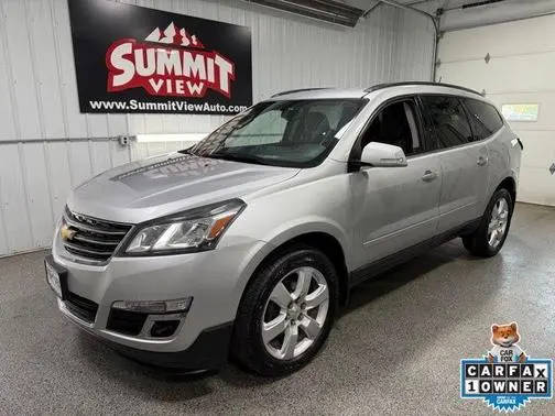 2017 Chevrolet Traverse LT AWD photo