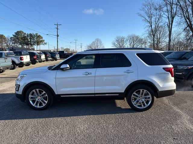 2017 Ford Explorer Limited FWD photo