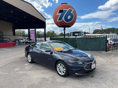 2017 Chevrolet Malibu LT FWD photo