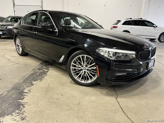 2017 BMW 5 Series 530i RWD photo
