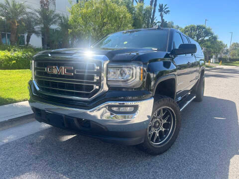 2017 GMC Sierra 1500 SLE 4WD photo