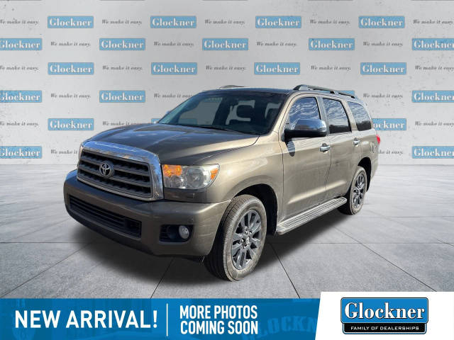 2016 Toyota Sequoia Platinum 4WD photo