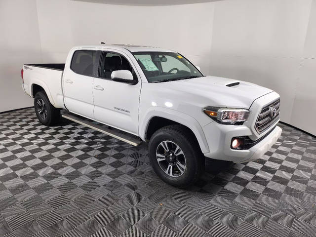 2017 Toyota Tacoma TRD Sport RWD photo