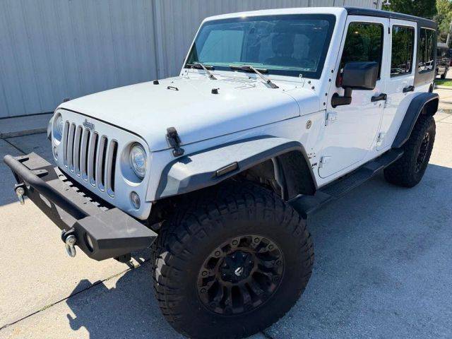 2017 Jeep Wrangler Unlimited Sahara 4WD photo