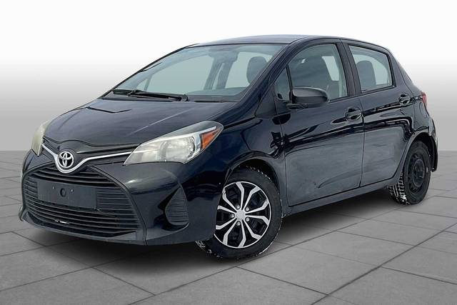 2015 Toyota Yaris L FWD photo