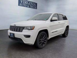 2017 Jeep Grand Cherokee Altitude 4WD photo