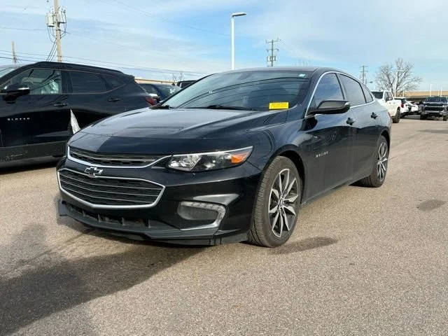 2017 Chevrolet Malibu LT FWD photo