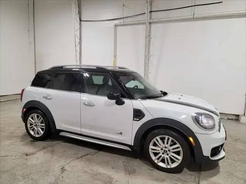 2017 MINI Countryman Cooper AWD photo