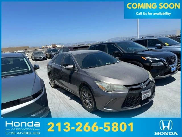 2016 Toyota Camry SE FWD photo
