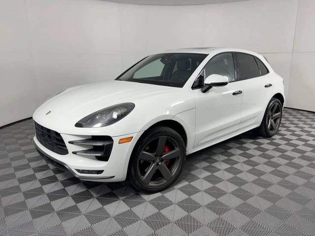 2017 Porsche Macan Turbo AWD photo