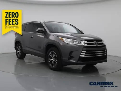 2017 Toyota Highlander LE FWD photo