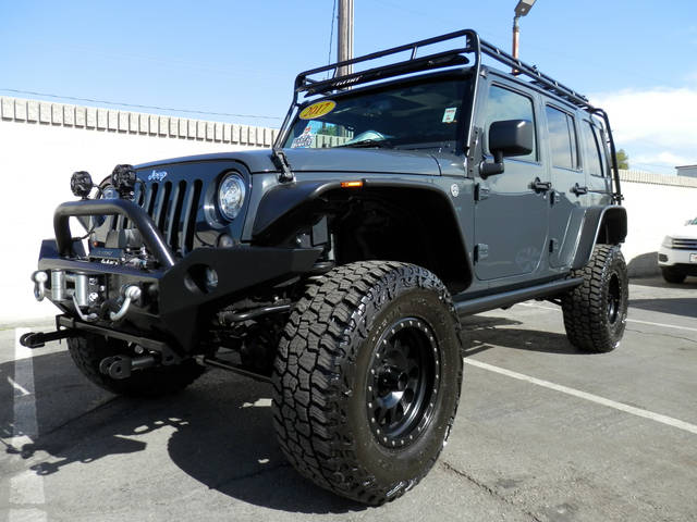 2017 Jeep Wrangler Unlimited Rubicon 4WD photo