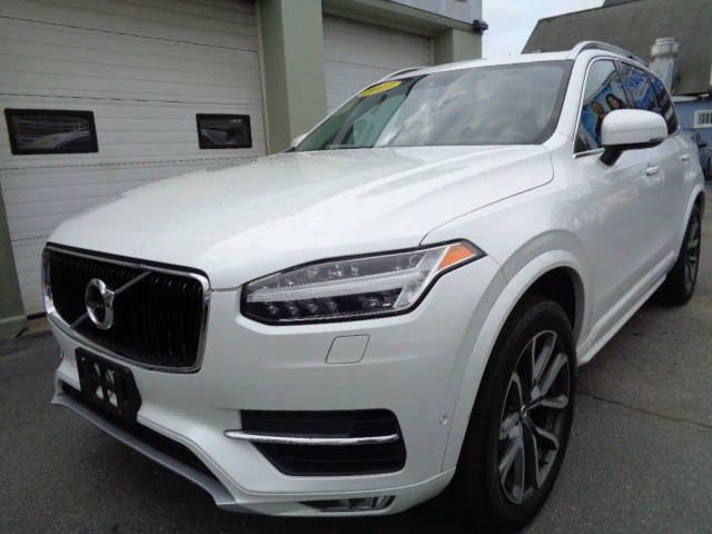 2017 Volvo XC90 Momentum AWD photo