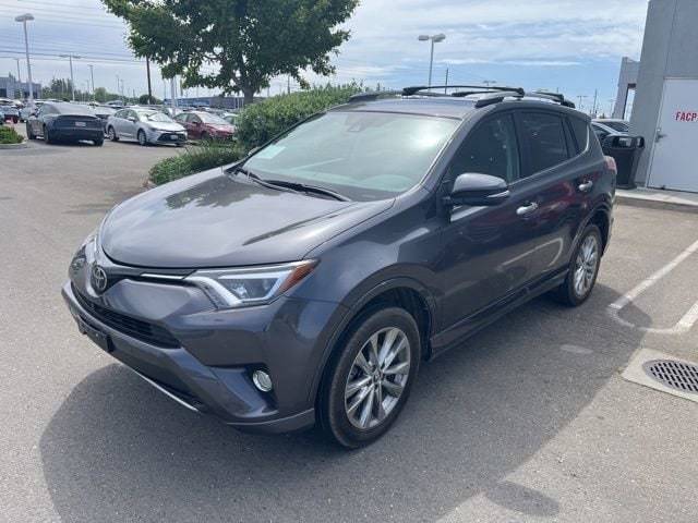 2017 Toyota RAV4 Platinum AWD photo