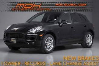 2017 Porsche Macan AWD photo