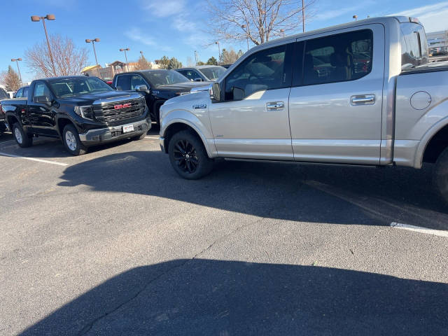 2017 Ford F-150 Lariat 4WD photo